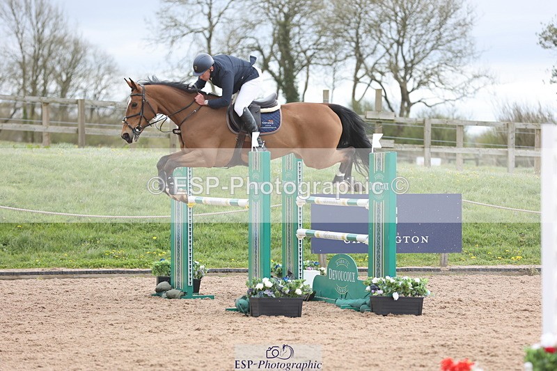 240419A-104512-06206 - Cls 2, 2 Star Small Tour 1.30m