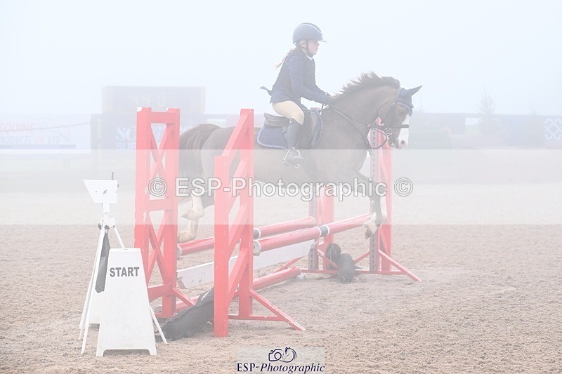 251115-100219-00379 - Cls 20+21 Club and Schools 60cm