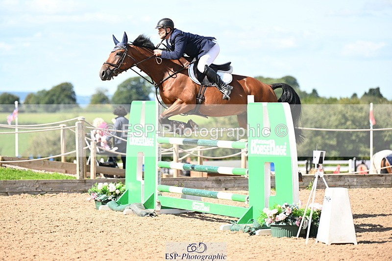 240913A-131019-04495 - Cls 15 Snr Foxhunter