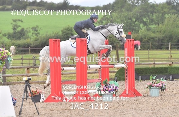 JAC_4212 - CLASS 6 Senior Newcomers/ 1.10m Open