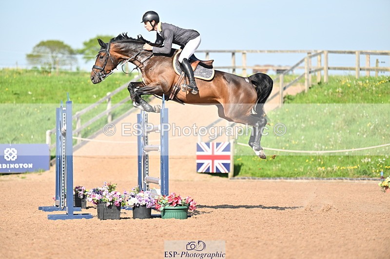 240510A-171046-09396 - Cls 24 National 1.40m Open