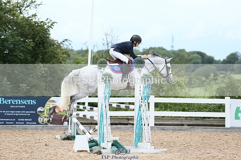 230716A-140710-03875 - Class 24 Junior 1.05m Open