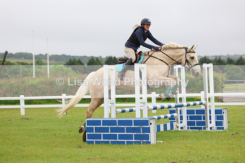 3E7A6116 - Class 5: Senior 80cm