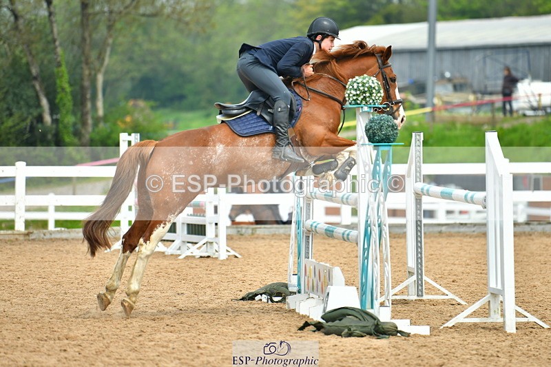 230514A-131358-02896 - Cls 25 Pony Foxhunter & 1.10m Open