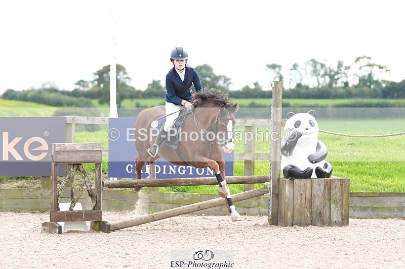 250921-145922-03763 - Cls 20 Pony 80cm Derby