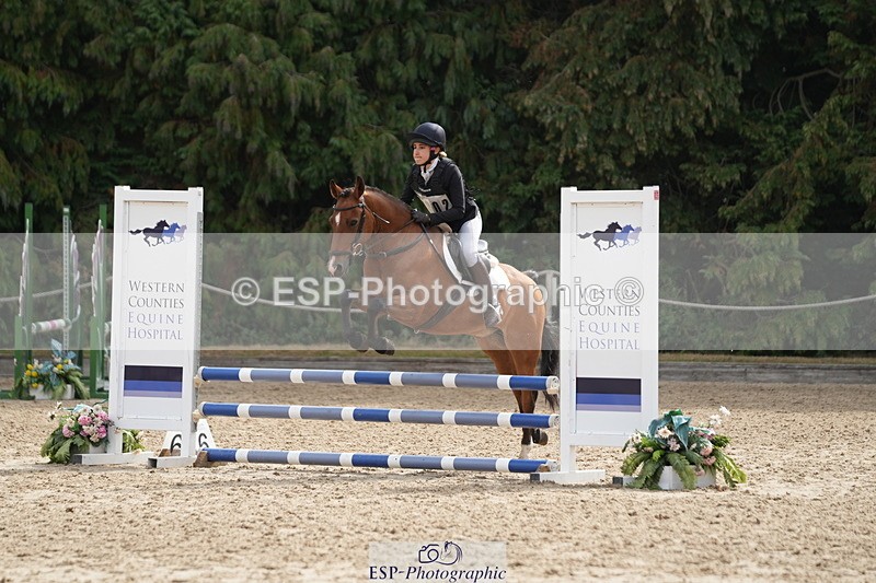 250824A-104357-34873 - 2002-Florence.Dovey-Moneyhills.Pageant