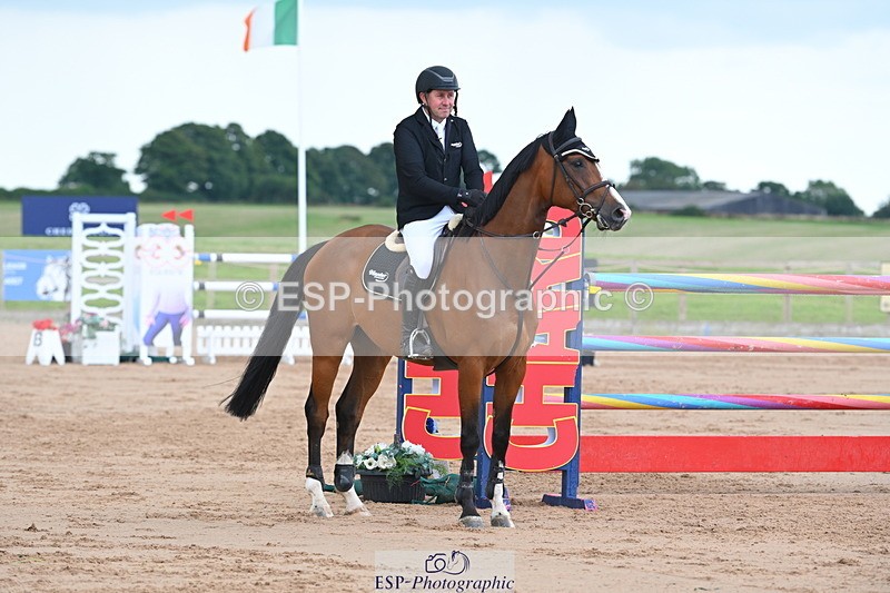 230721A-114036-05712 - Cls 6, 2 Star Medium 1.35m