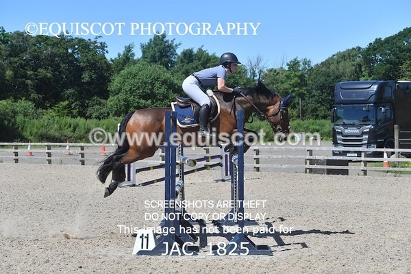 JAC_1825 - CLASS 6 Senior Foxhunter/ 1.20m Open