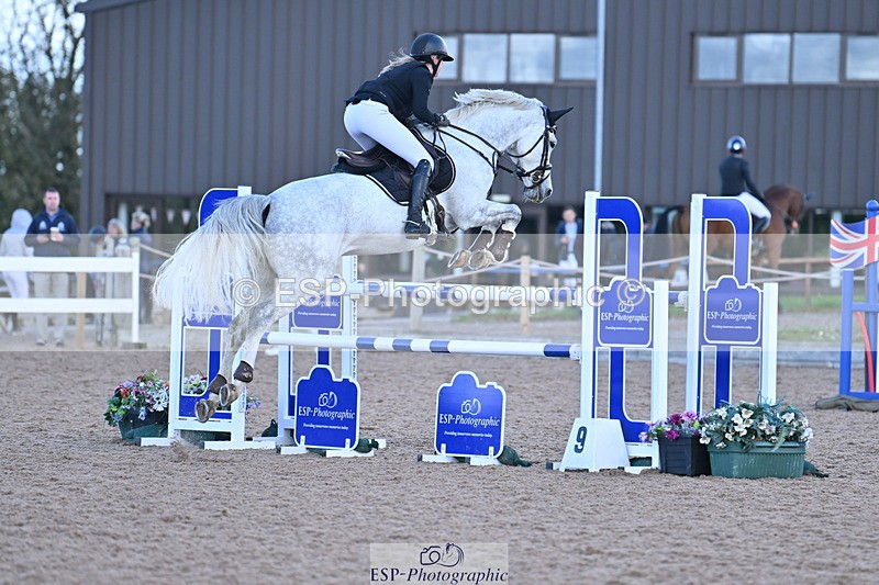 231014A-112810-04386 - Cls 18 Newcomers & 1.10m Open