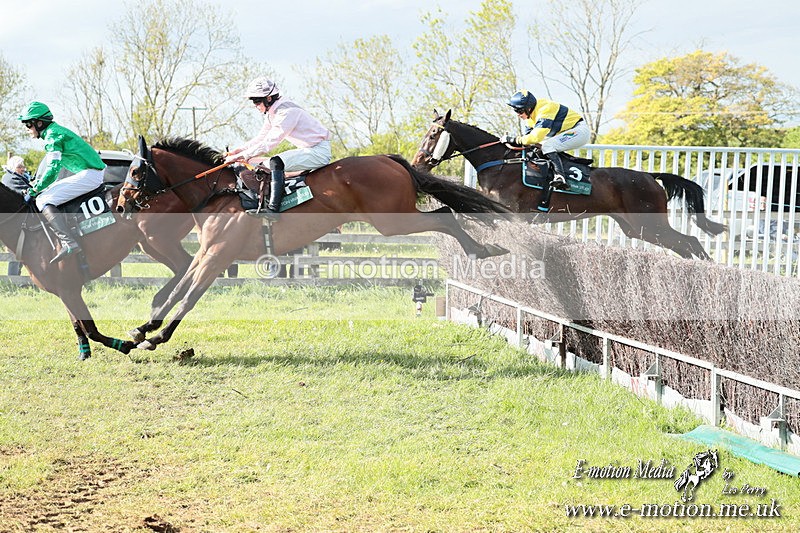 PtP 050525 559 - Mollington Races 05/05/25