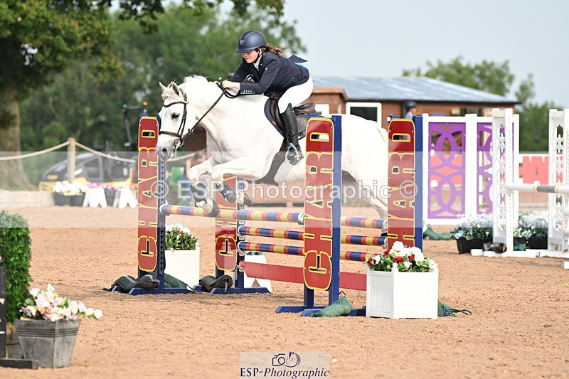 240801A-093642-01060 - Cls 1 British Novice and 90cm Open