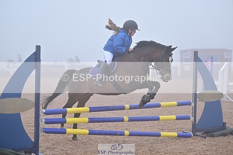 260414-171650-00234 - Cls 7+8 Club and Schools 80cm