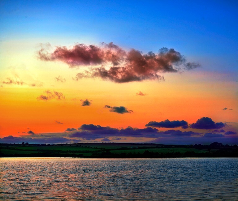 Llyn Alaw Anglesey Wales - Sky