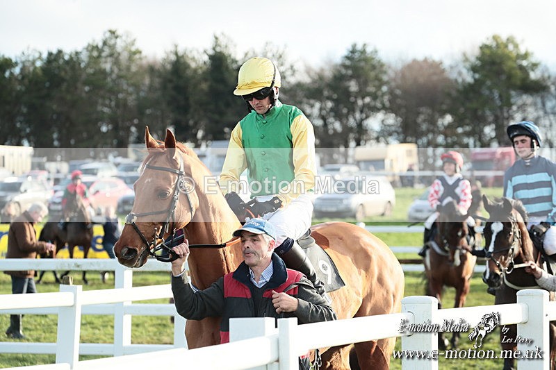 PtP 141225  2017 - New Forest Hounds PtP Larkhill 14/12/25