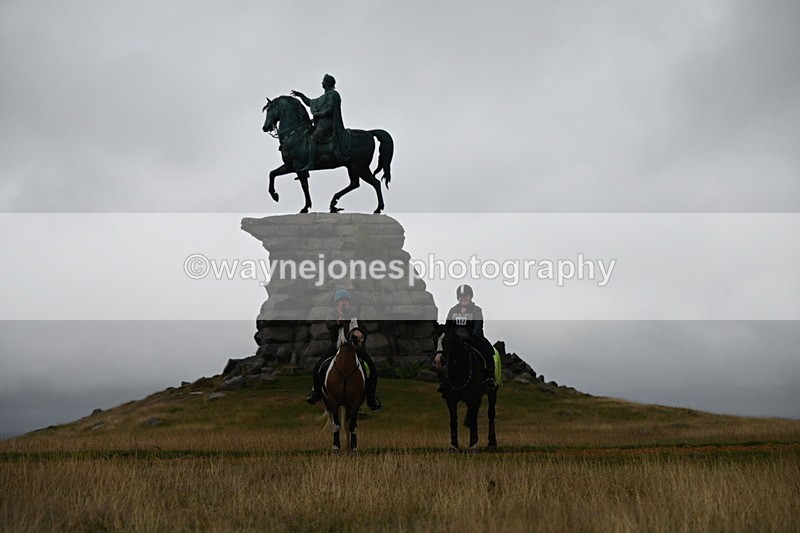 DSC_1973 - Time at Statue 12:13 to 12:32