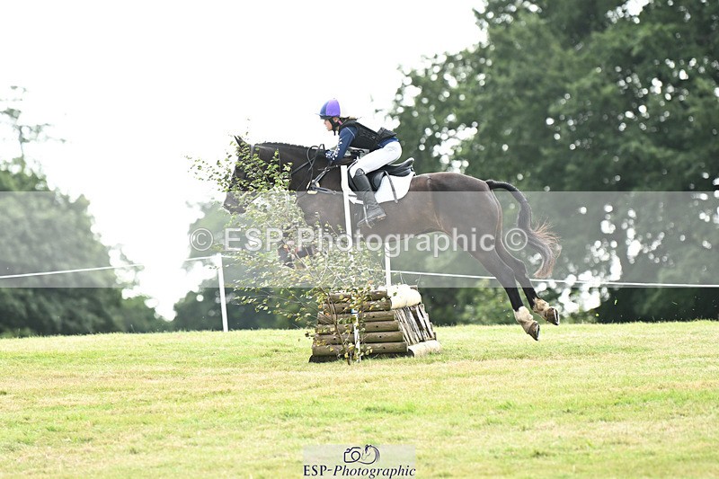 240825X-102238-31076 - 70cm XC 10.00 to 11.00