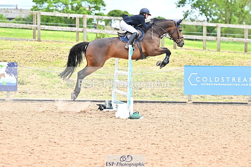 240608A-133341-02592 - Cls 4 Snr Newcomers and 1.10m Open