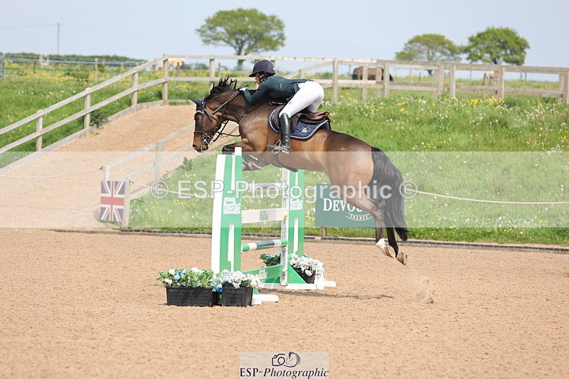 240511A-142900-14318 - Cls 36 National 1.30m Open