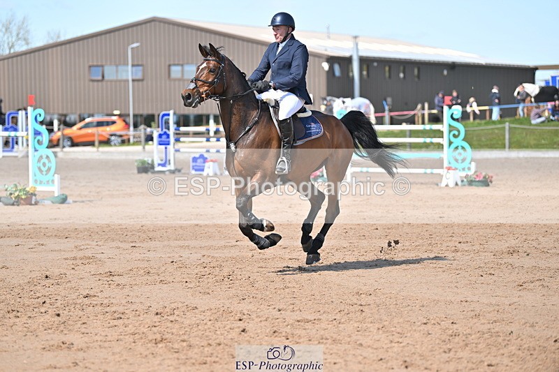 240420A-140314-11589 - Cls 7, 2 Star Medium Tour 1.35m