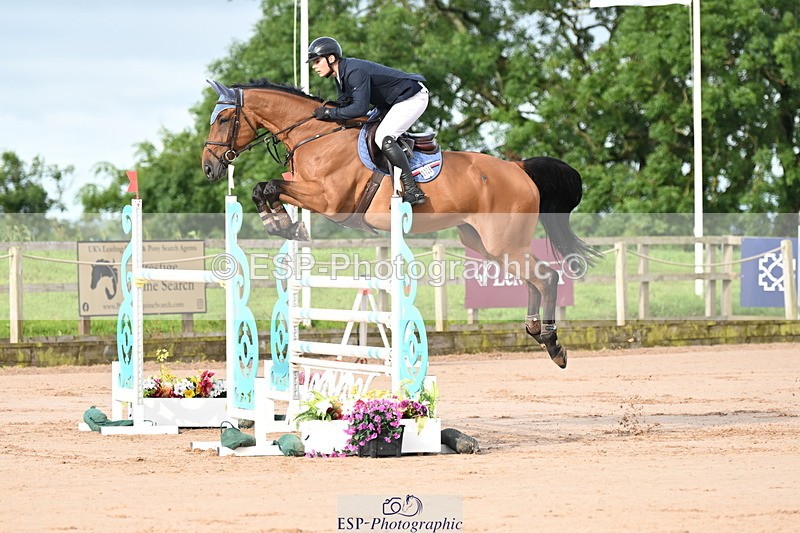 240721A-080623-16384 - Cls 20, 1 Star Gold Tour 1.35m
