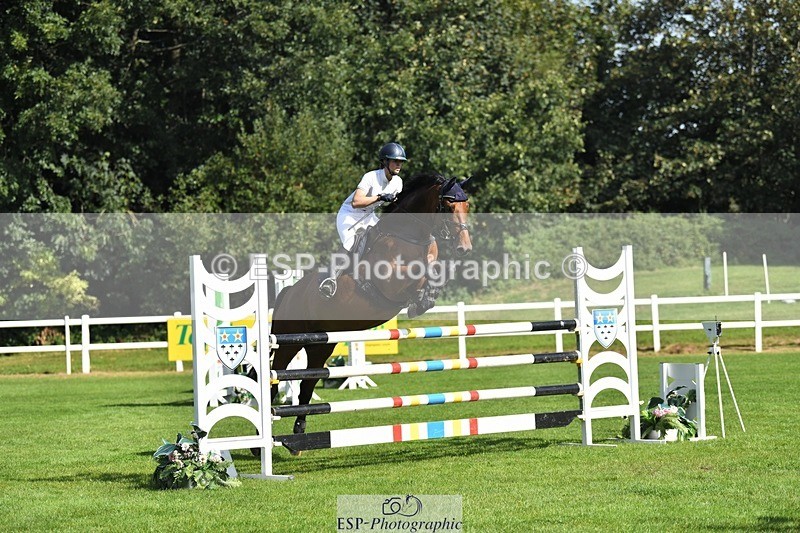 230908-113349-01159 - Cls 2 Snr Foxhunter & 1.20m Open