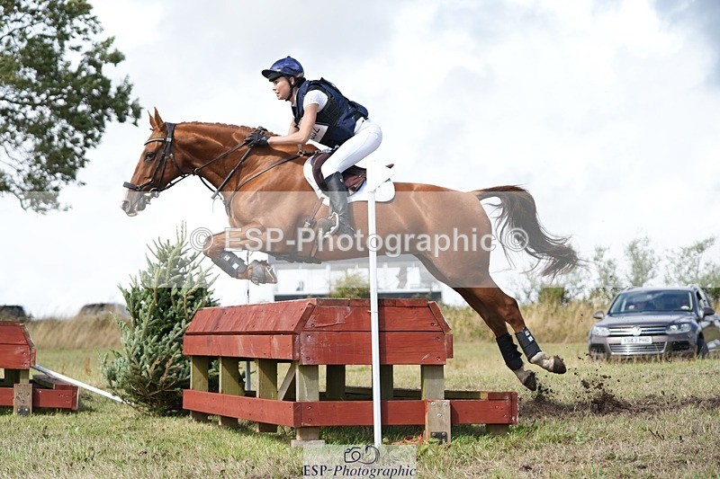 250831-142700-10726 - N-652-Isabelle.Morris