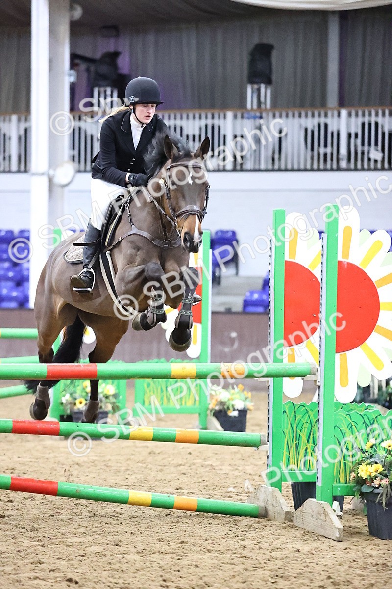 SBM_2140 - Class 8 - Nupafeed Supplements Senior Discovery/ 1m Open