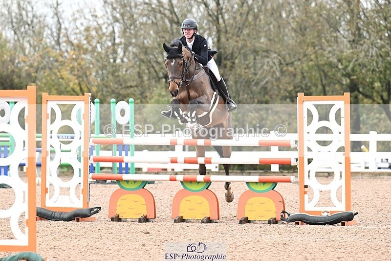 251105-142545-00868 - Cls 06 Fox & 1.20m