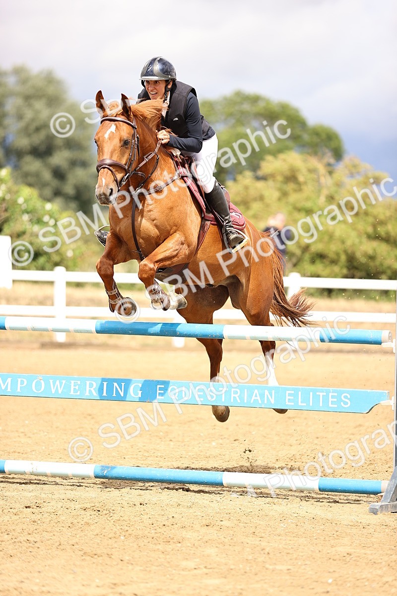 SBM_026940 - Class 13 - Senior Newcomers - 1.10m