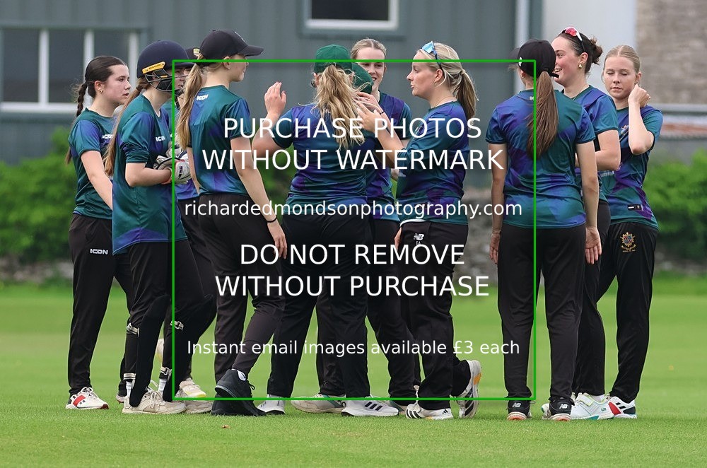 533A5790 - Kendal Cricket Women & Girls vs Carnforth Cricket Women & Girls (28/5/26)