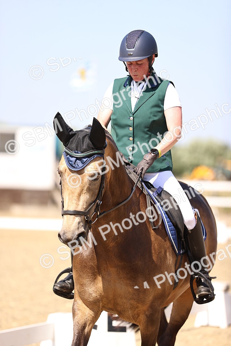 SBM_009471 - Novice 5 - 9.50-10.53