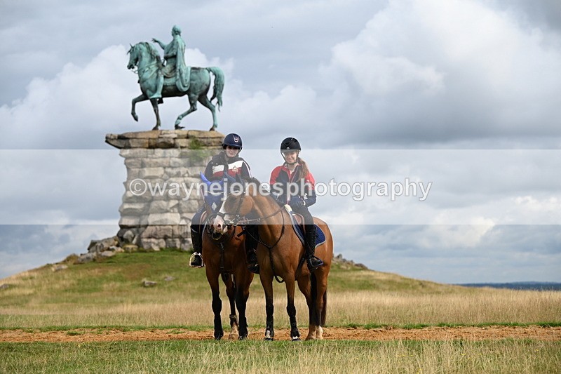DSC_4410 - Time at Statue 09:50 to 11:09