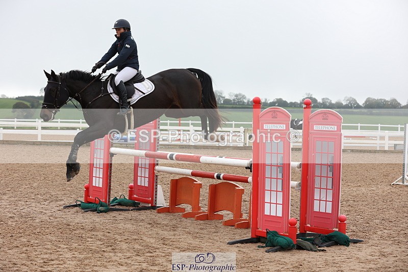 231112A-111929-03554 - Cls 18 Discovery & 1m Open