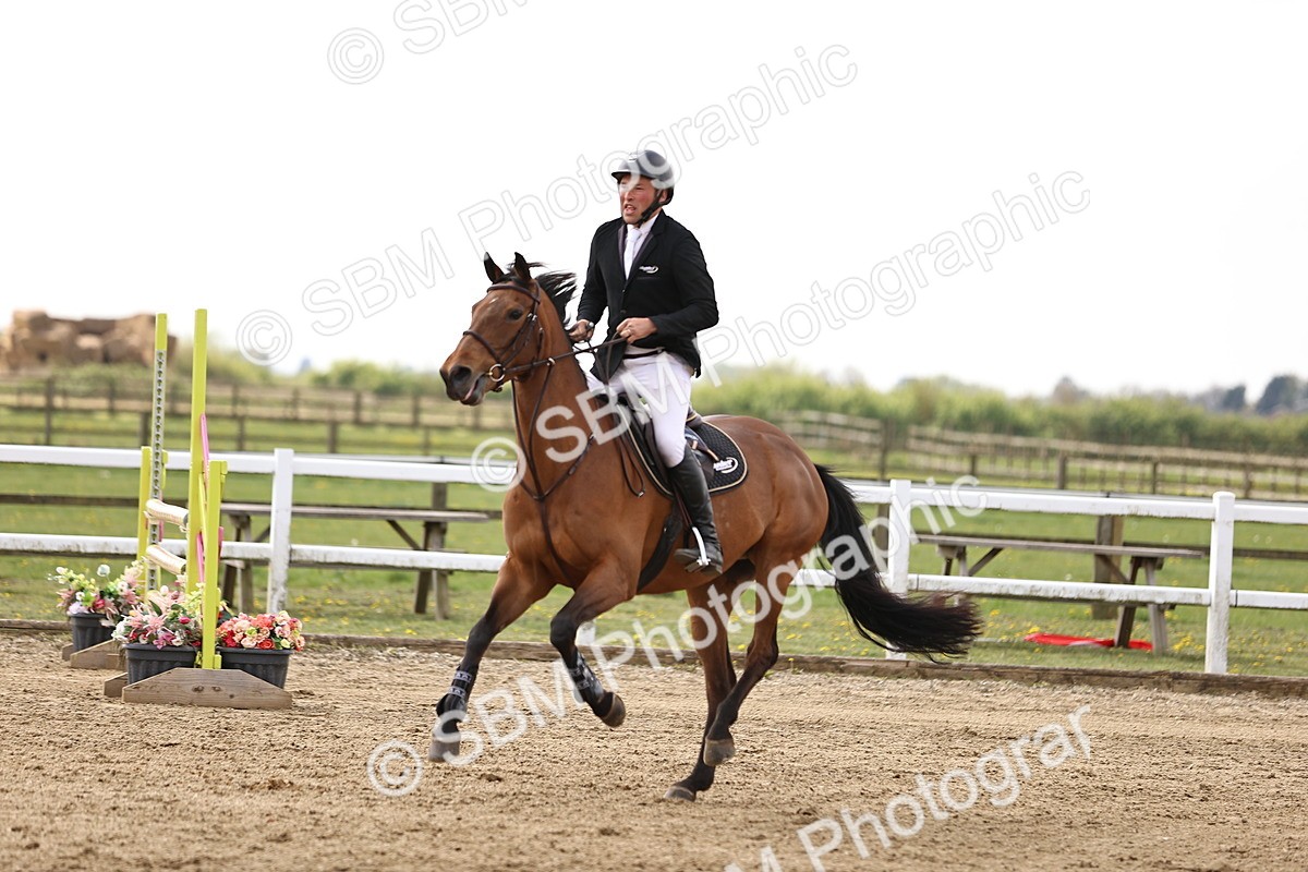 SBM_002098 - Class 10 - Senior British Discovery - 1.00m