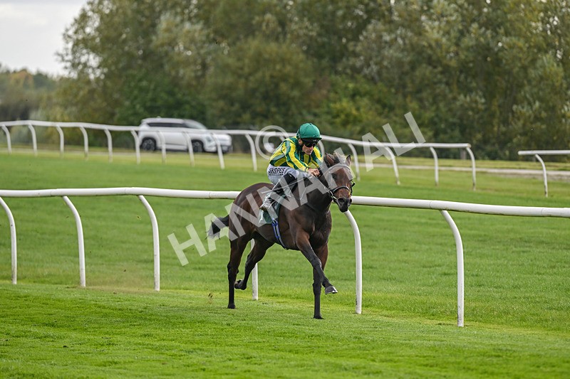 171026-Race 2-Inkberrow-4927 - Race 2 1.35pm Every Race Live On Racing TV Novice Stakes