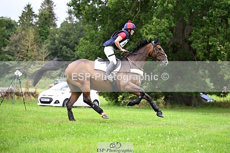 240803-103830-01071 - 102-Lucy_Henretty-Lee-AMANDI_VIVENDI