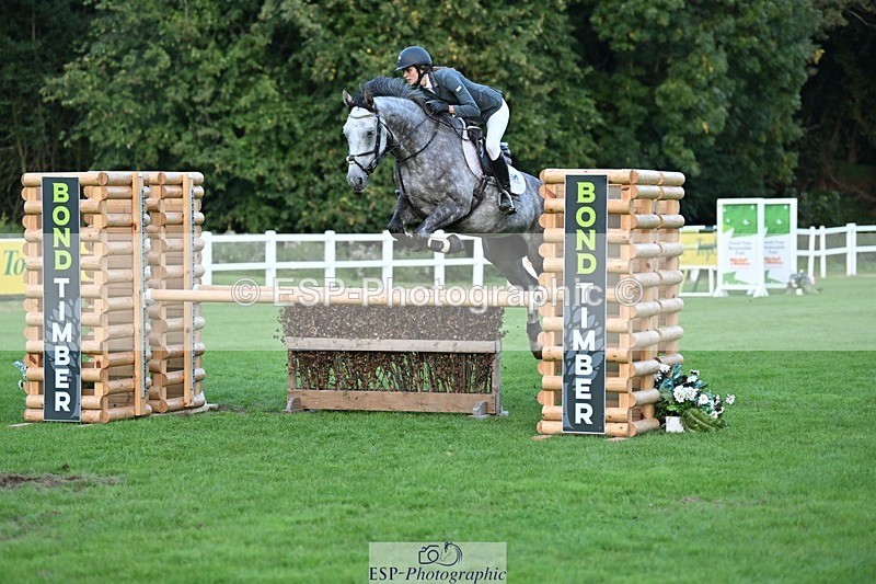 230909-190628-08262 - Cls 14 Snr 1m Derby