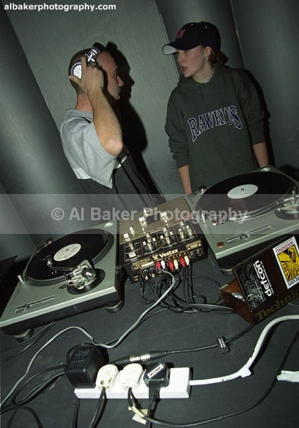 014 dj-as-if - Temper (exhibition preview) @ contact 08.09.01