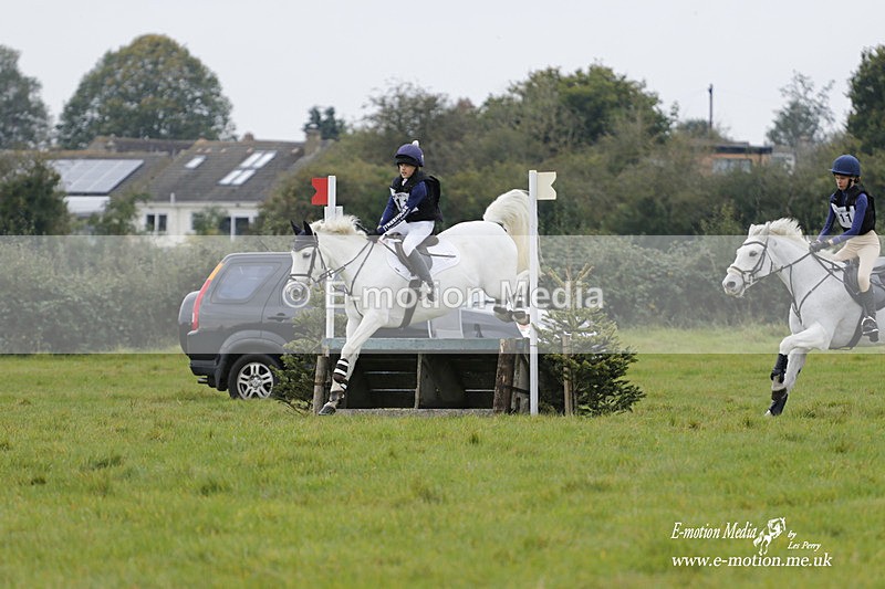  WWHT 171021 2146 - Novice Pairs (0.80m)  17/10/21