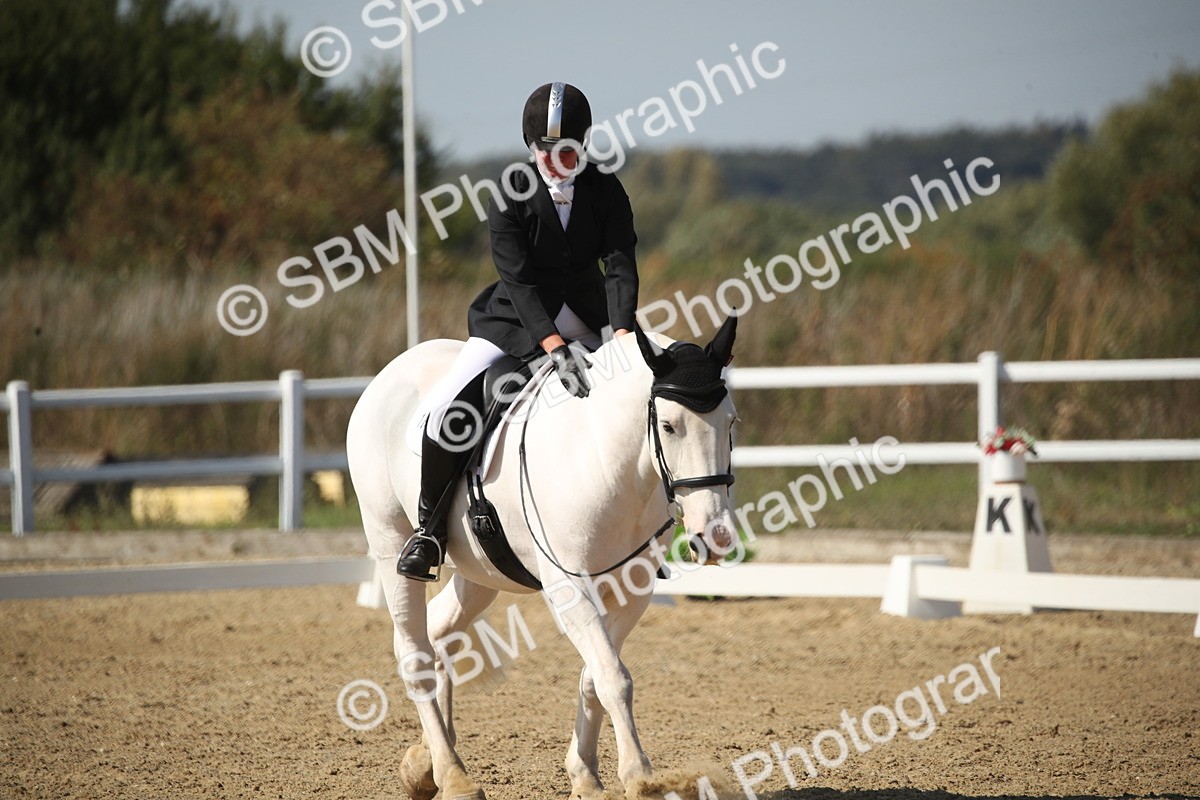 SBM_005850 - Class 11 - Novice 5 - 13.19-14.22