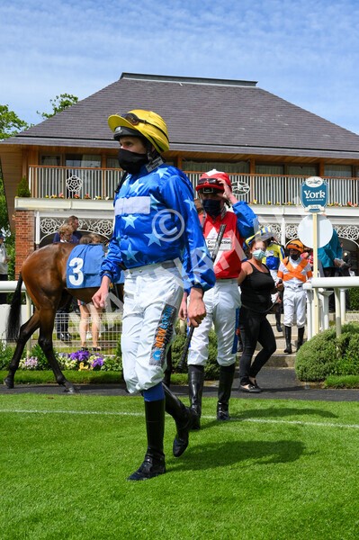 yr11062021r2-45 - Race 2 2.20pm Churchill Tyres Stakes