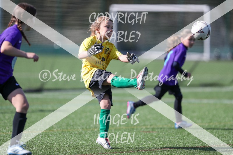 1DX20052 - 2026-03-21 FC Abbey Meads U9 Purple Girls V Stratton Juniors FC U9 Pheonix Girls