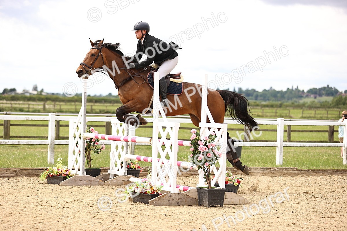 SBM_007010 - Class 17 - Senior Discovery -1.00m
