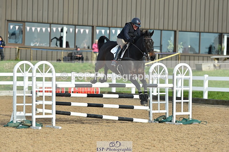 231111A-113606-01705 - Cls 11 Snr 1.05m Open