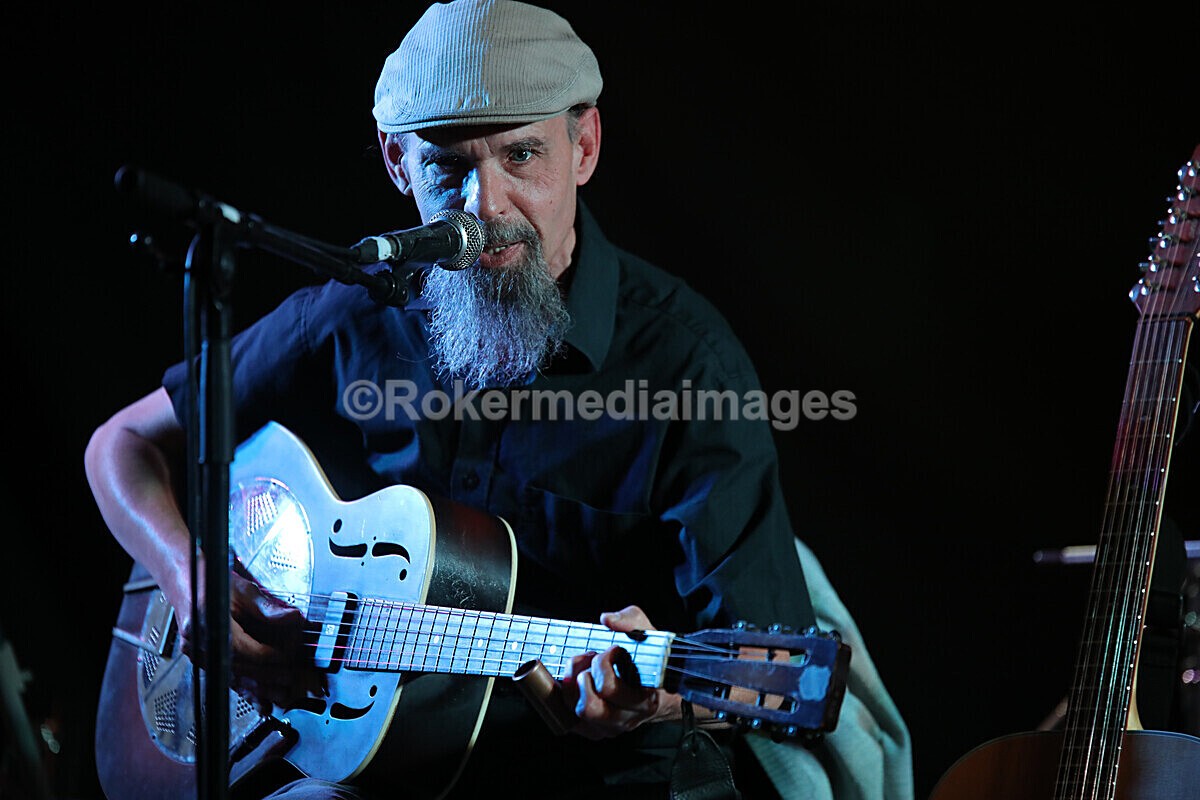 FOLK N BLUES-554 - FOLK and BLUES SEPT 2022