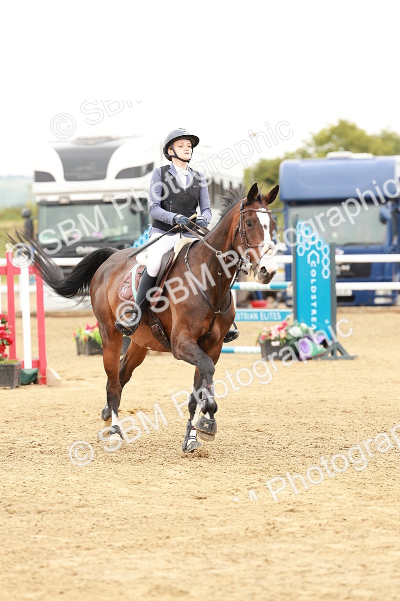 SBM_016692 - Class 20 - Senior Newcomers - 1.10m