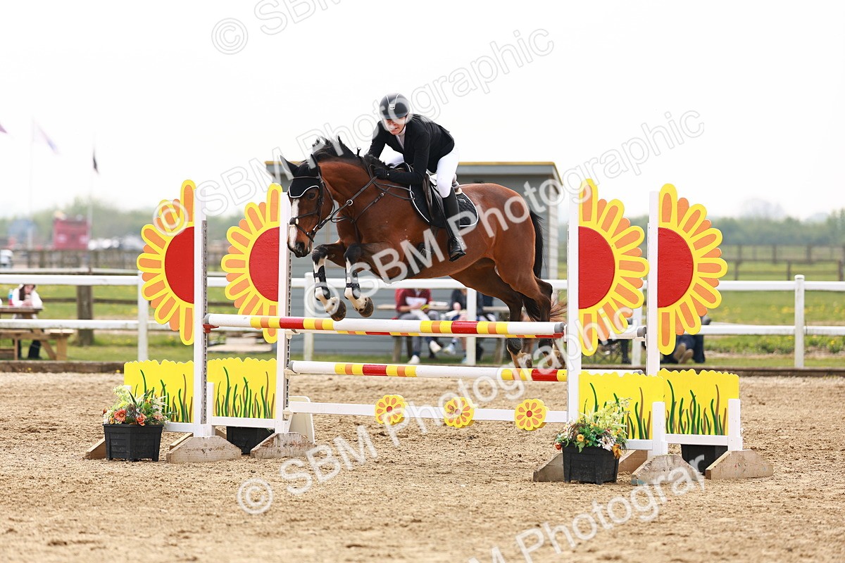  - Class 18 - Senior Newcomers - 1.10m