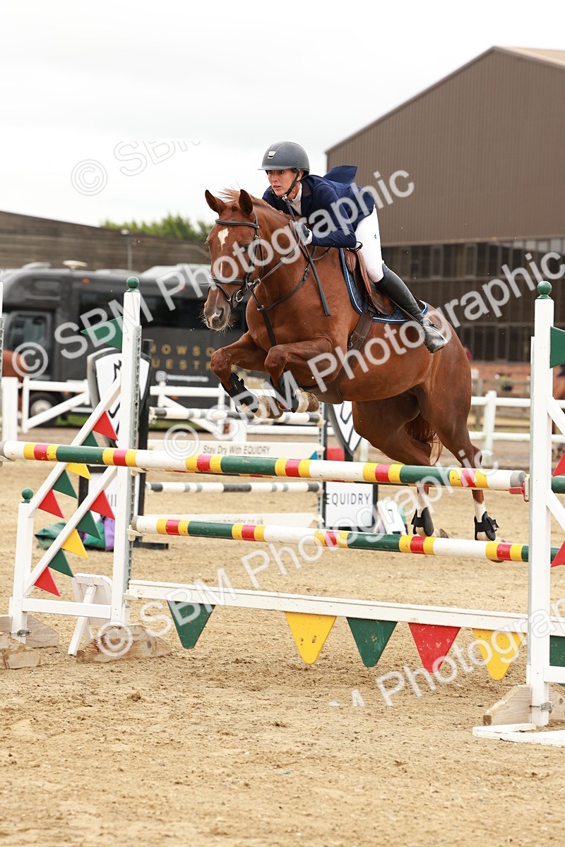 1I0A7979 - Class 5 - Senior Foxhunter 1.20m