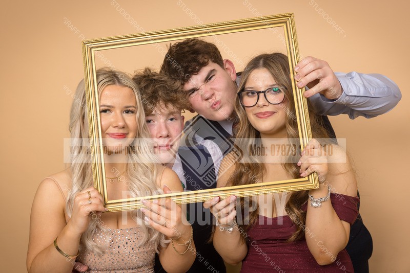 R5L1_2508 - Thurso high school 2025 - Senior prom