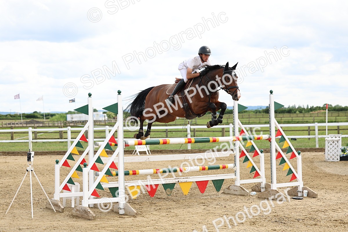 SBM_006331 - Class 20 - Senior Foxhunter - 1.20m